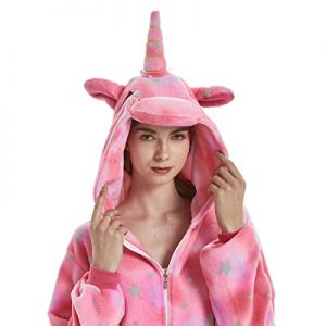 pyjama ou la combinaison à motif licorne-pyjama