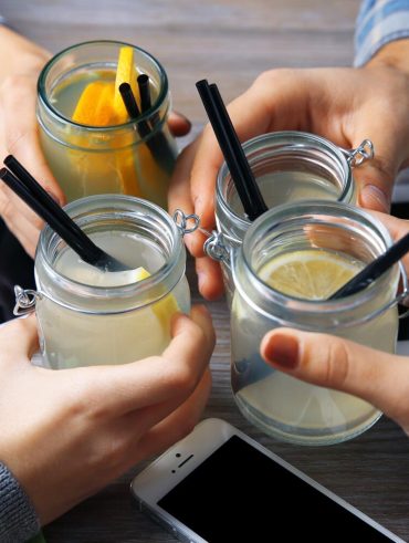 Découvrez la boisson miracle pour mieux digérer après fête !