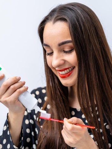 Découvrez le dentifrice préféré des experts à petit prix !